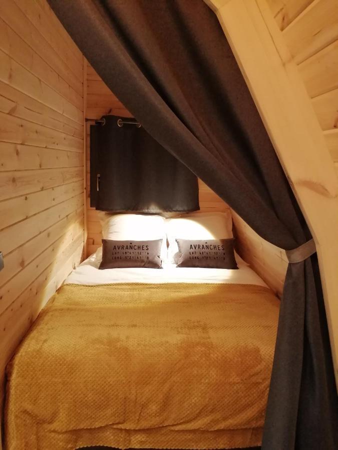 Le Domaine De Pivette Chambre Climatisee Et Insolite Avec Terrasse Privative Авранш Экстерьер фото