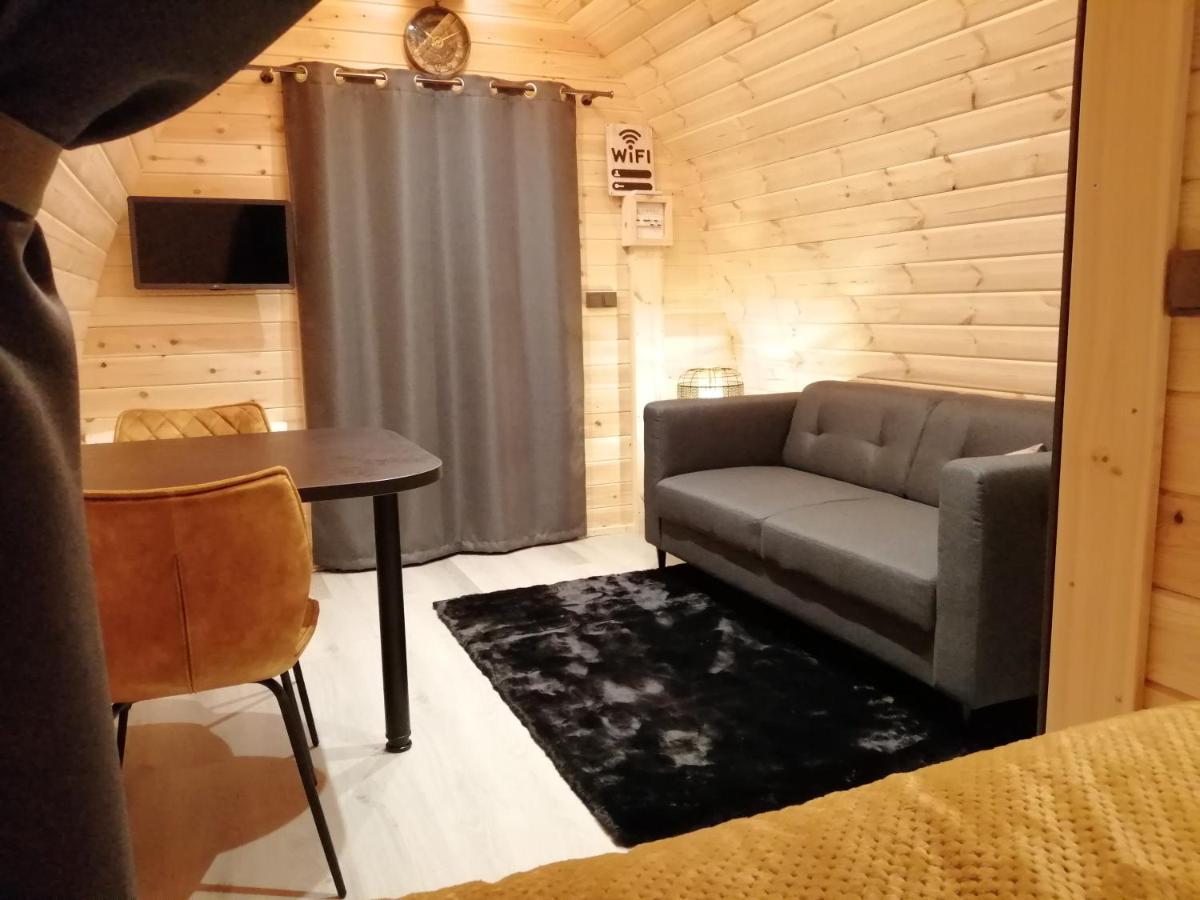 Le Domaine De Pivette Chambre Climatisee Et Insolite Avec Terrasse Privative Авранш Экстерьер фото